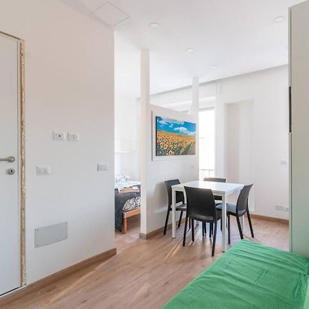 Cimiano Suite 22, New Apartment 米兰 外观 照片