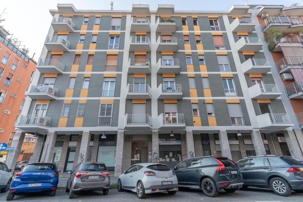 Cimiano Suite 22, New Apartment 米兰 外观 照片
